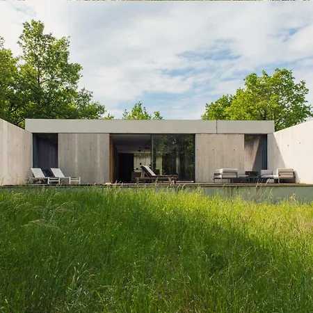 La Maison H By Boutique A Modernist Nyaraló Labastide-Marnhac